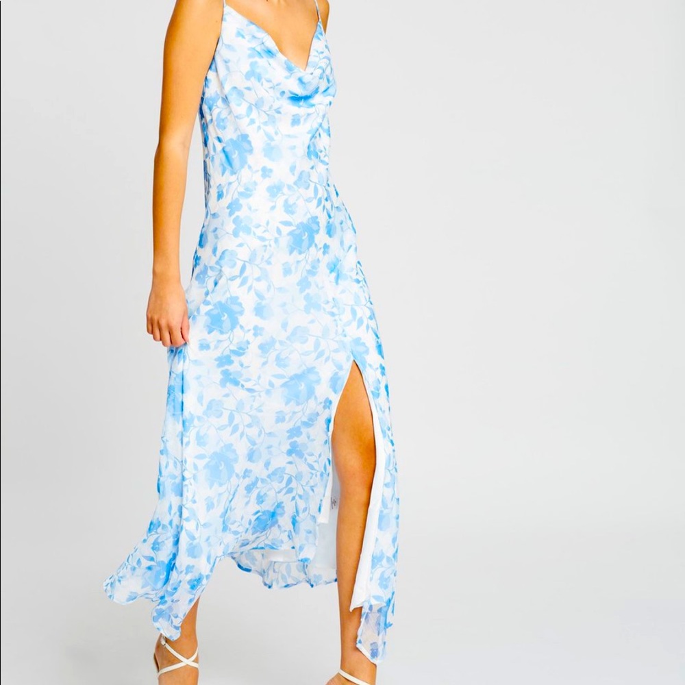 Misha collection Beautiful dress ❤️🥰 never worn